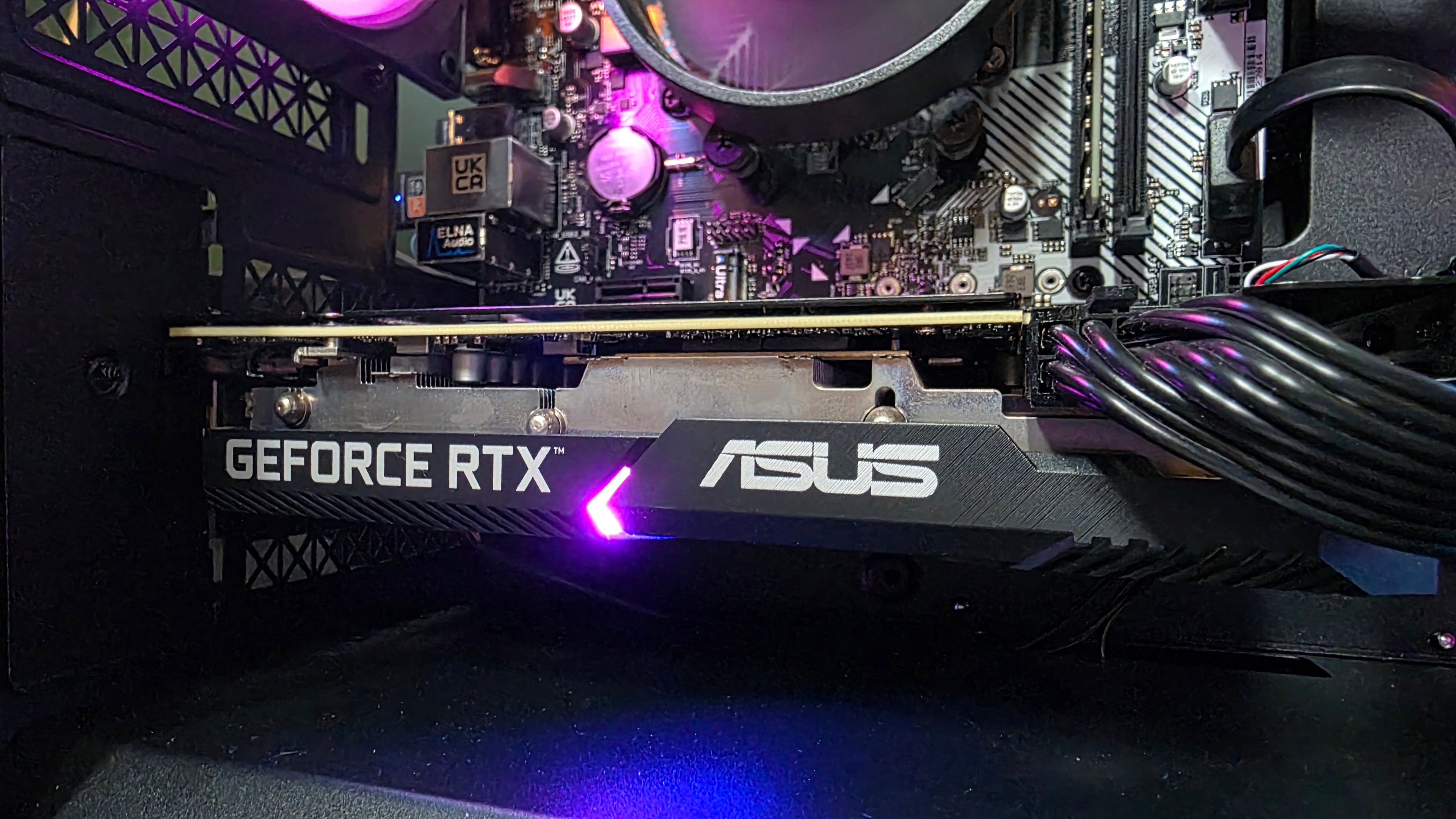 Refurbished AMD Ryzen 5 3600, NVIDIA RTX 3060 Ti 8GB, 16GB DDR4 3200MHz, 500GB SSD, Windows 11, 650W 80+ Gold PSU, WiFi, Black
